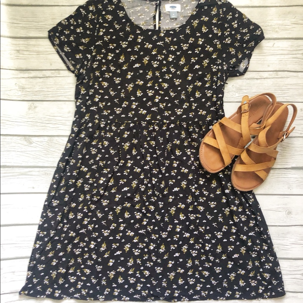 Old Navy-Black floral dress-Medium